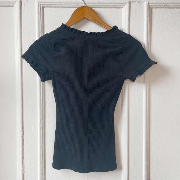 Reformation XS Rib Knit Ruffle Scoopneck T-Shit Scoop Neck Ribbed Top Tencel - Picture 2 of 4